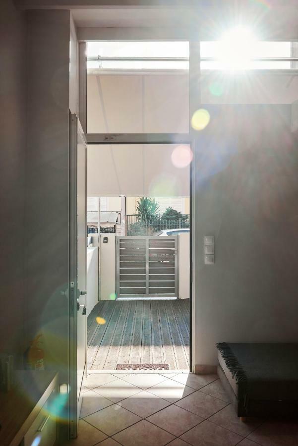 Spacious Apartment-600M From The Subway アテネ エクステリア 写真